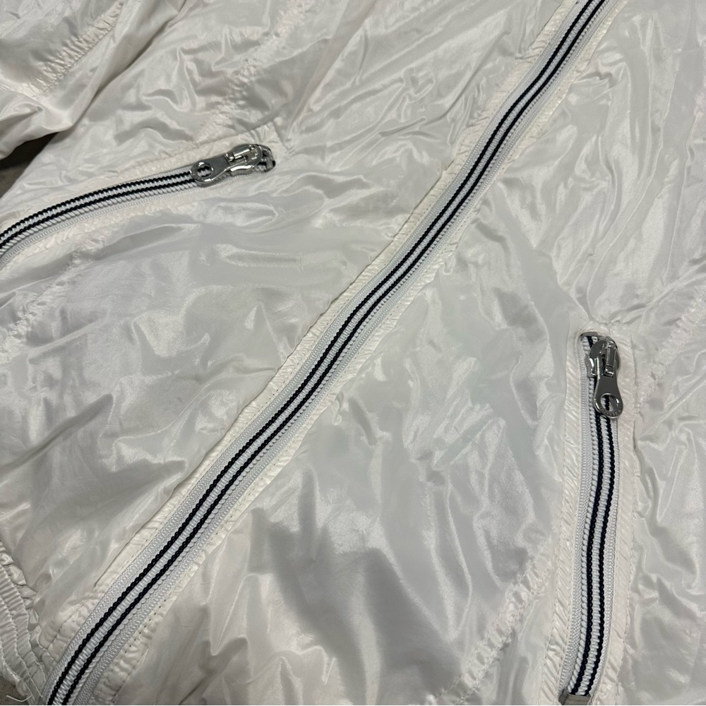 DUVETICA lightweight Full Zip Hooded Jacket - Picture 4 of 14